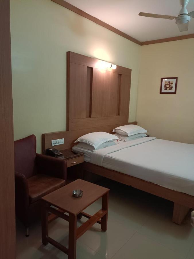 Hotel A P Coimbatore Esterno foto